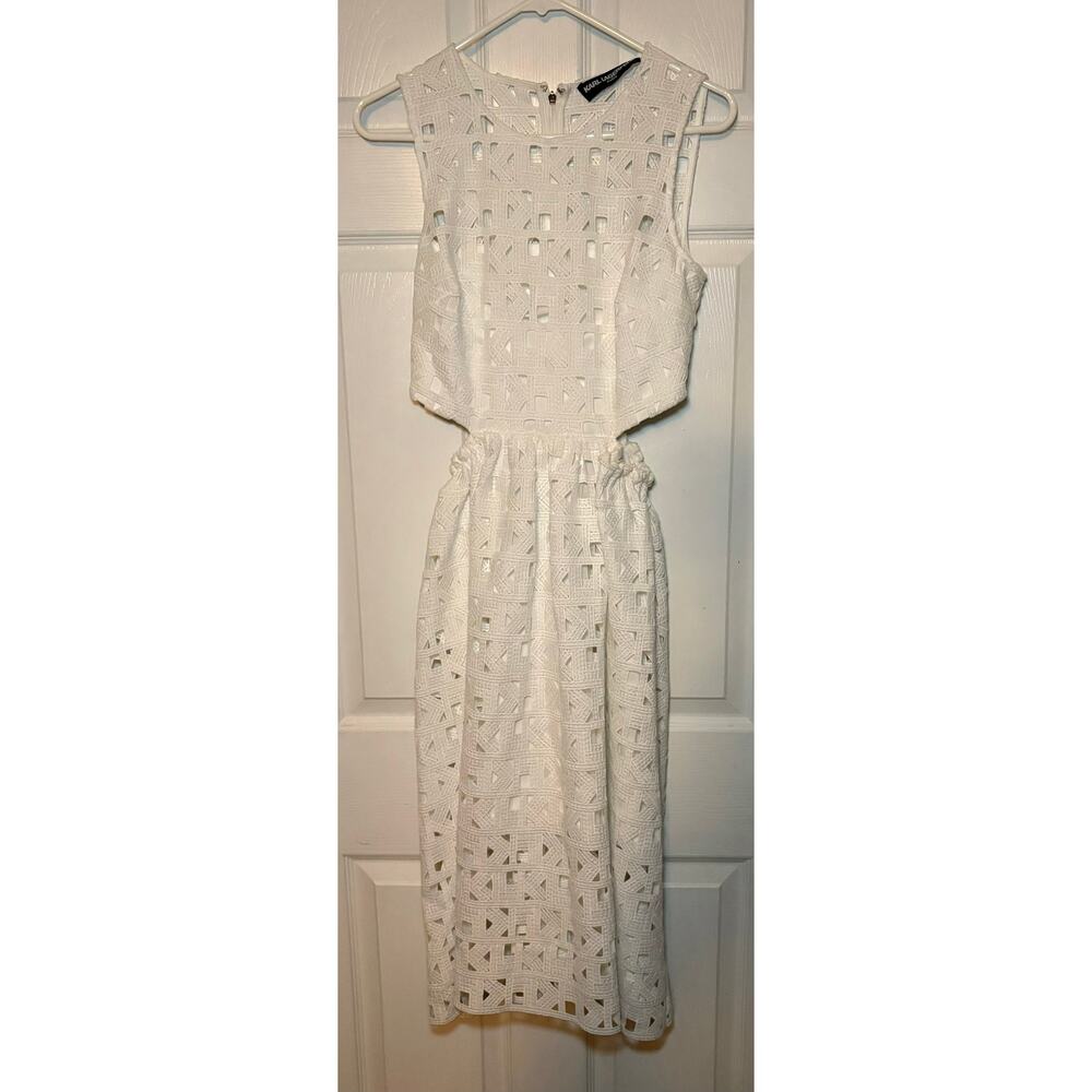 Karl Lagerfeld Paris women’s lace cutout midi dress. Size 8‎